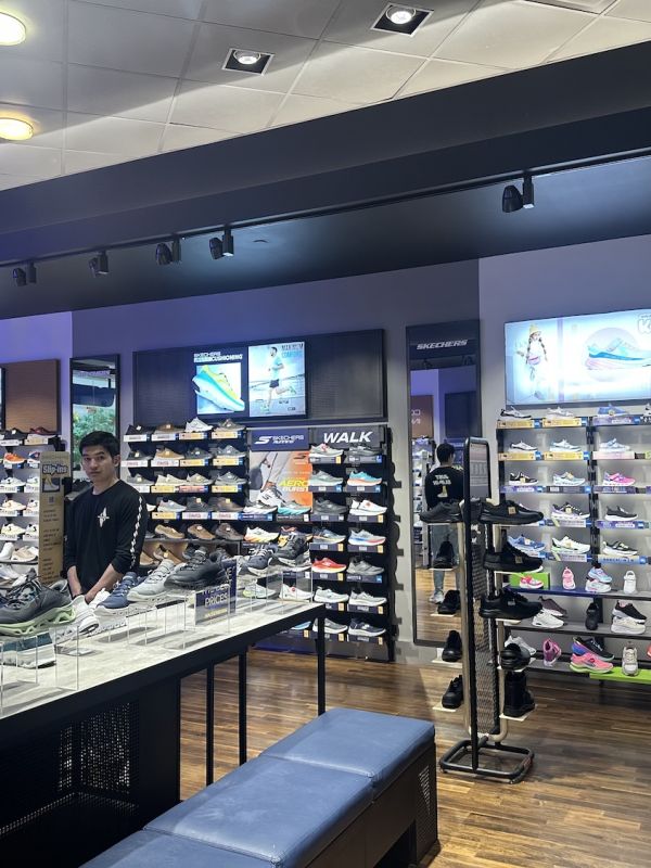 Skechers Vancouver
